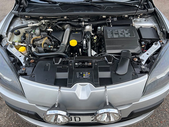 Renault Megane 18 of 18