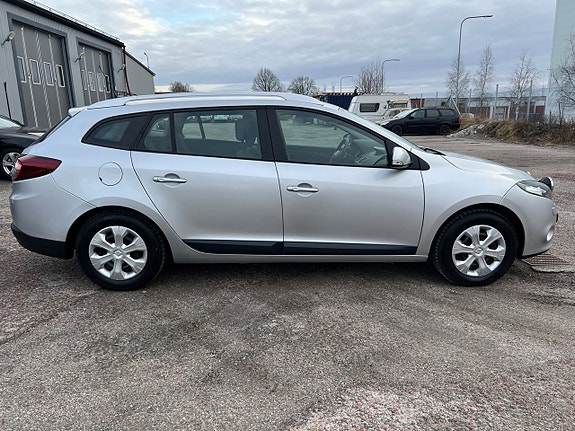Renault Megane 15 of 18