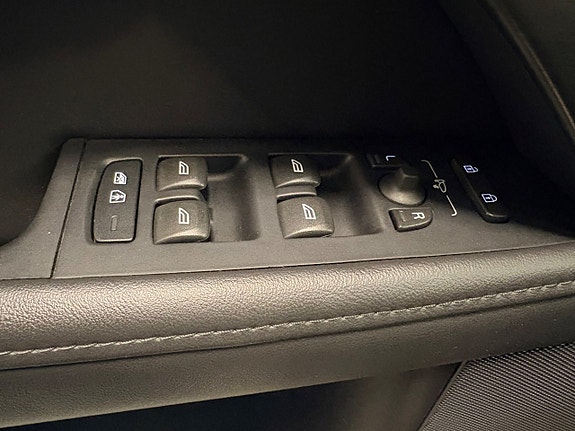 Volvo XC70 22 of 27