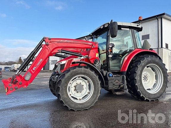 Traktor MASSEY FERGUSON 5713 S Dyna 4