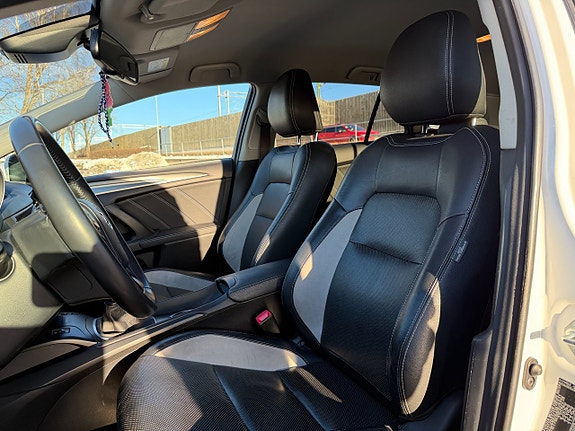 Toyota Avensis 9 of 13