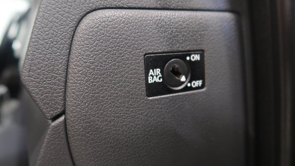 Volkswagen Amarok 18 of 21