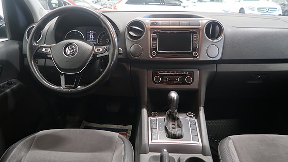 Volkswagen Amarok 11 of 21