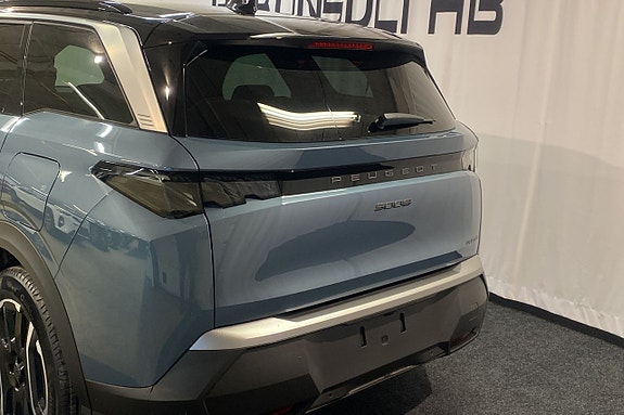 Peugeot 5008 3 of 5