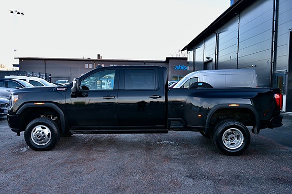 GMC Sierra 3 of 5