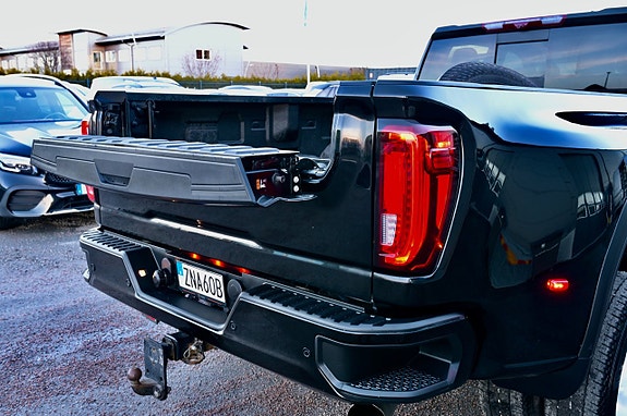 GMC Sierra 7 of 27