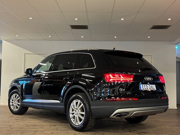 Audi Q7 13 of 30
