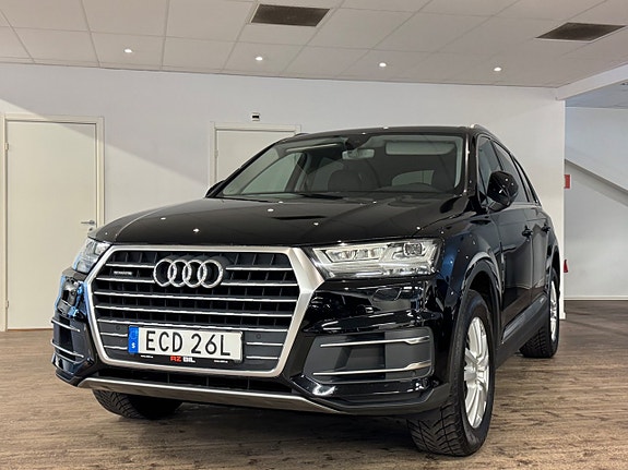 Audi Q7 3 of 30