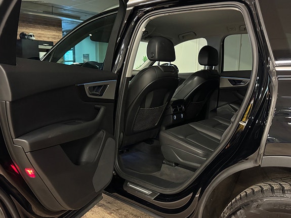 Audi Q7 20 of 30