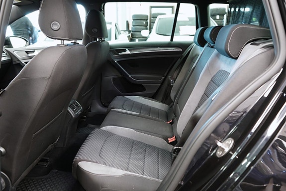 Volkswagen Golf I 12 of 26