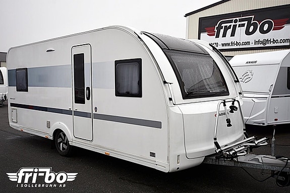 Adria 522 UP Adora, Dubbelbädd