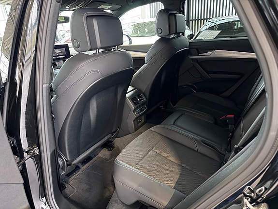 Audi Q5 8 of 18