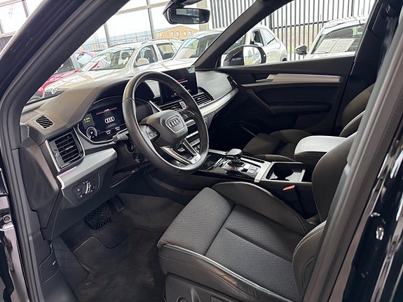 Audi Q5 7 of 18
