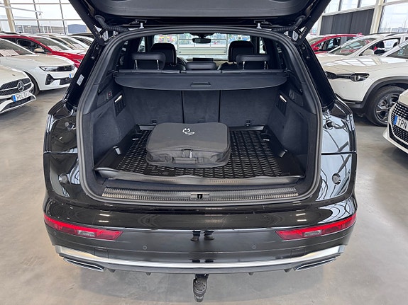 Audi Q5 5 of 5