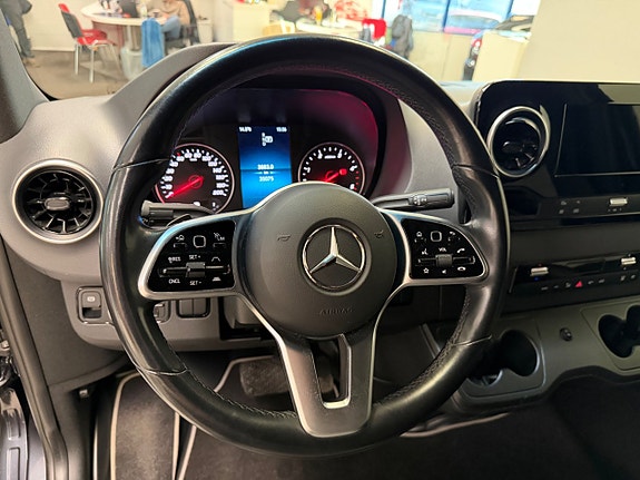 Mercedes-Benz Sprinter 319 7 of 30