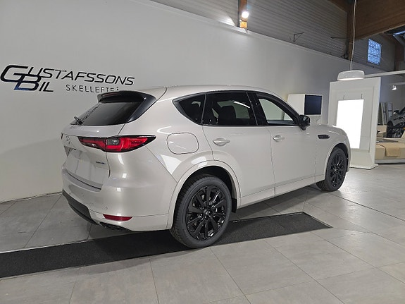 Mazda CX-60 4 of 5