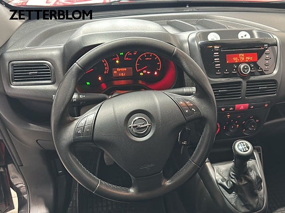 Opel Combo 12 of 17