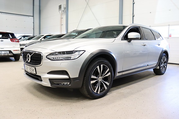 Volvo V90 Cross Country