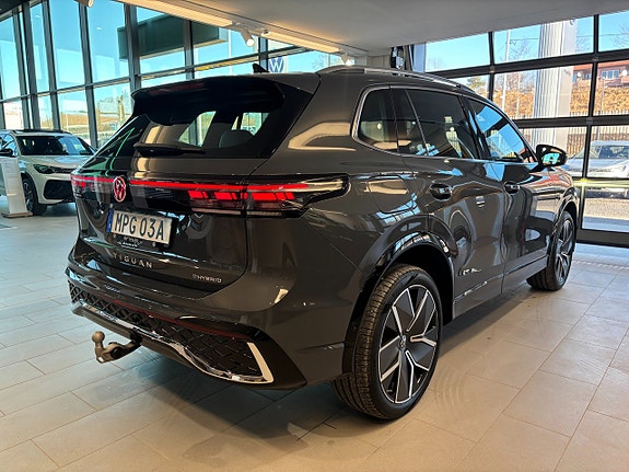 Volkswagen Tiguan 4 of 20