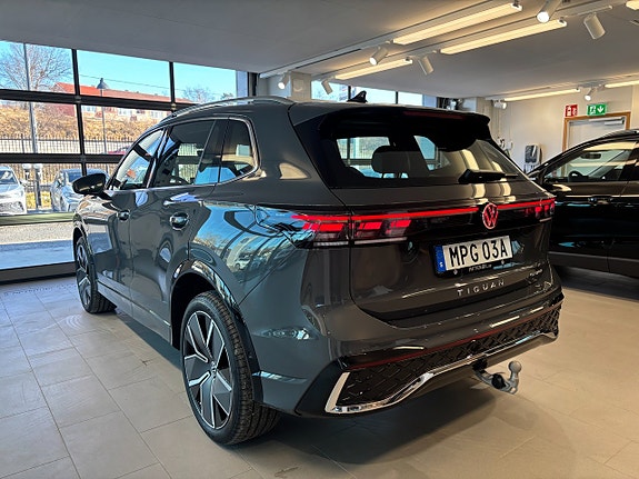 Volkswagen Tiguan 16 of 20
