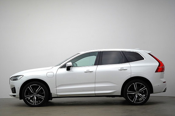 Volvo XC60 2 of 5