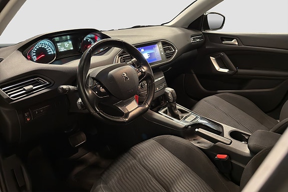 Peugeot 308 7 of 17