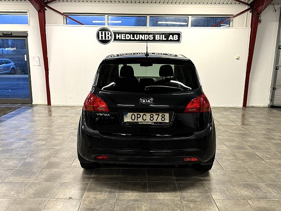 Kia Venga 6 of 15