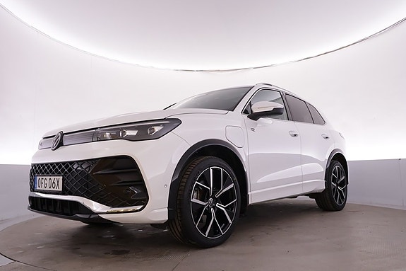 Volkswagen Tiguan 3 of 19