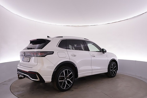 Volkswagen Tiguan 6 of 19