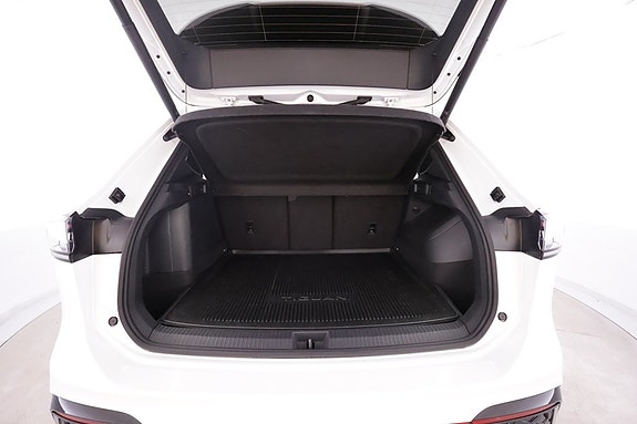 Volkswagen Tiguan 10 of 19