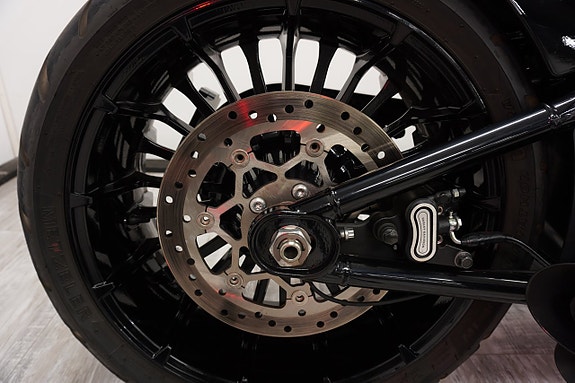 Harley-Davidson Breakout Extremt utrustad, 120mil! 5 of 5