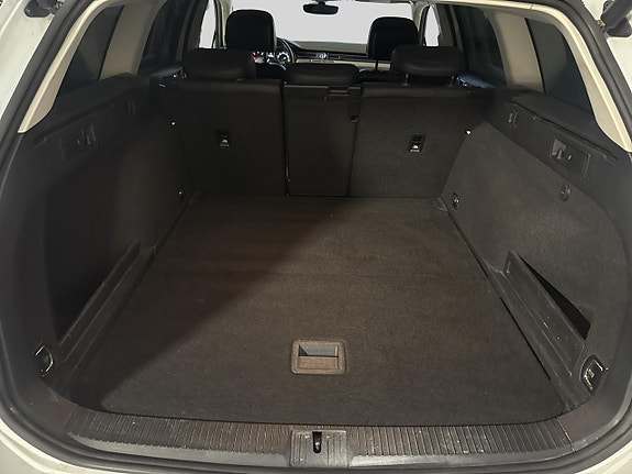 Volkswagen Passat 14 of 20