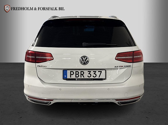 Volkswagen Passat 4 of 5