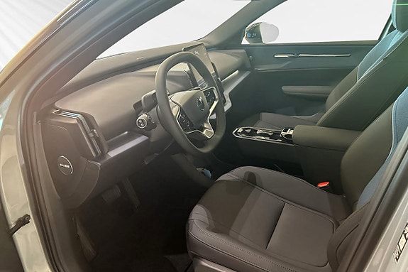 Volvo EX30 7 of 30