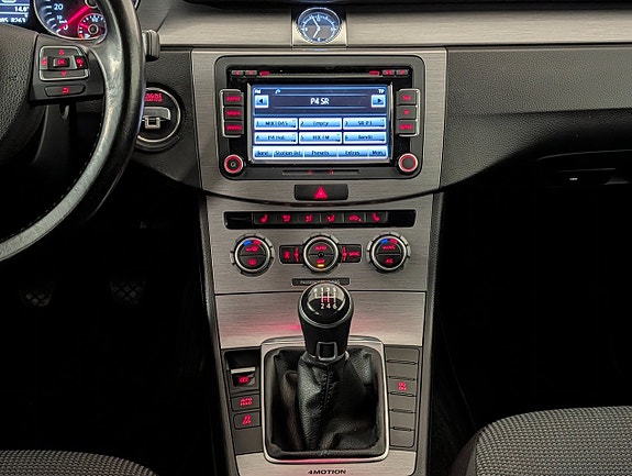 Volkswagen Passat 6 of 22