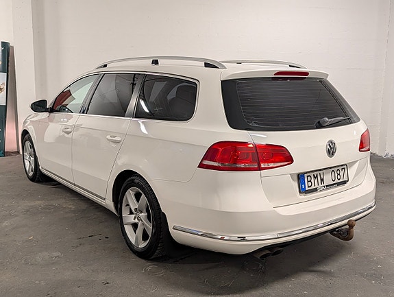 Volkswagen Passat 11 of 22