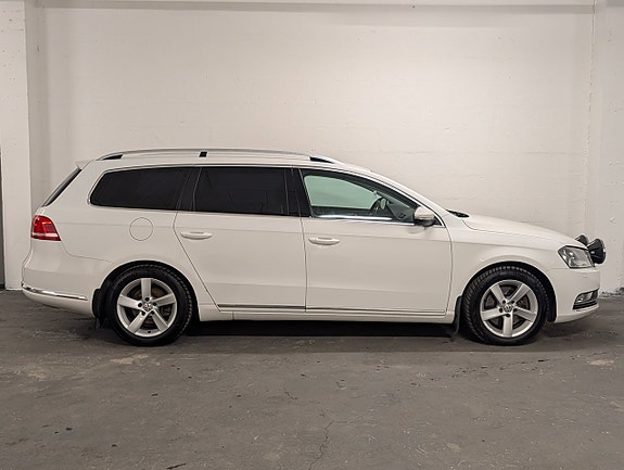 Volkswagen Passat 15 of 22
