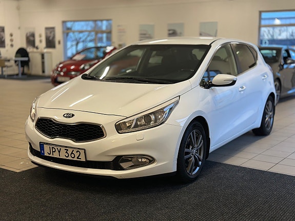 Kia Ceed 4 of 23
