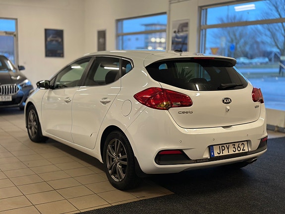 Kia Ceed 7 of 23