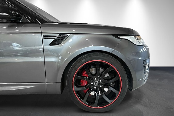 Land Rover Range Rover Sport 22 of 30