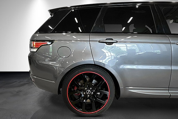 Land Rover Range Rover Sport 21 of 30