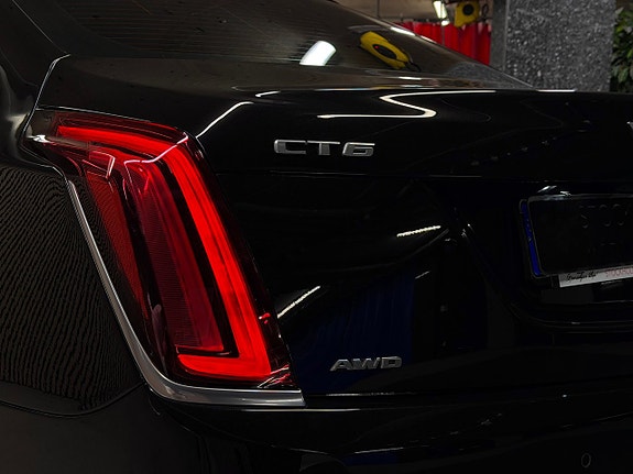 Cadillac CT6 14 of 30