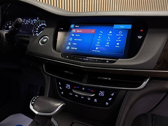 Cadillac CT6 25 of 30