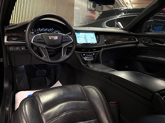 Cadillac CT6 17 of 30