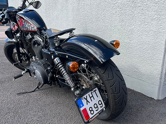 Harley-Davidson Forty-Eight 4 of 5