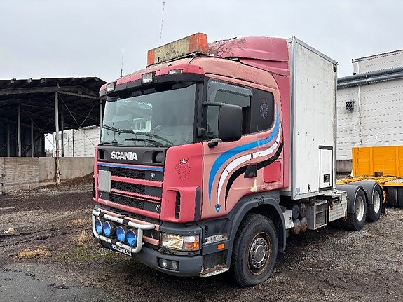 Scania 144  V8 460