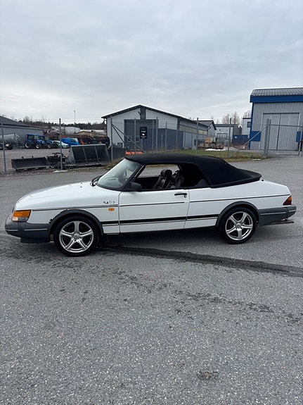 Saab 900 13 of 20