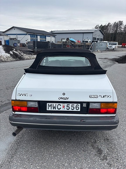 Saab 900 15 of 20