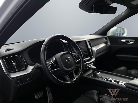 Volvo XC60 7 of 13