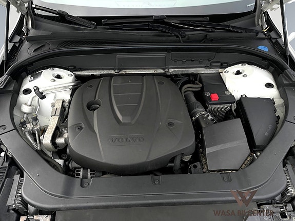 Volvo XC60 10 of 13